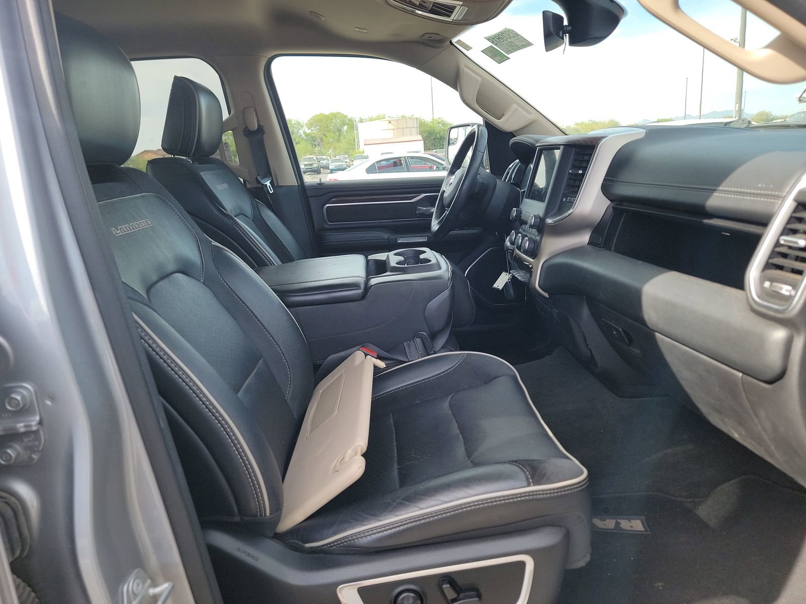 Used 2019 RAM 1500 Laramie image 8