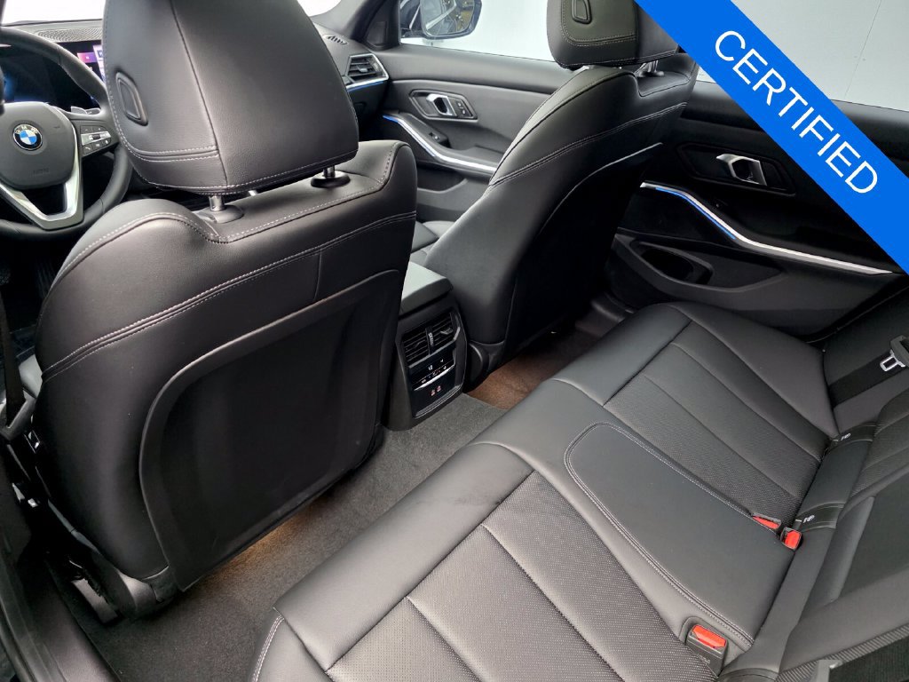 Certified 2024 BMW 330i Sedan w/ Convenience Package RWD image 15