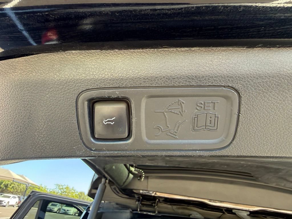 Used 2020 Ford Expedition Limited AWD/4WD image 31