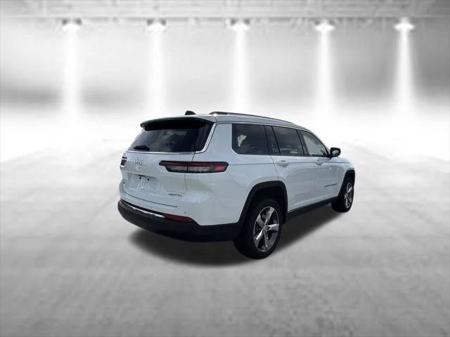 Certified 2022 Jeep Grand Cherokee L Limited RWD image 7