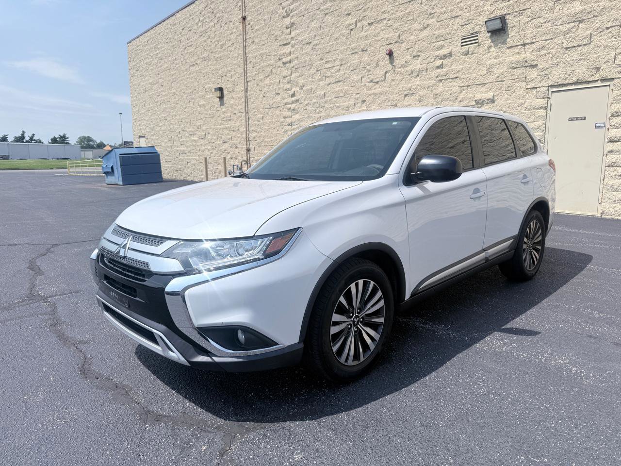 Used 2020 Mitsubishi Outlander ES