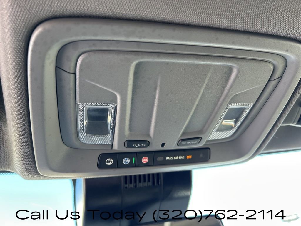 Certified 2025 Chevrolet Silverado 1500 LT AWD/4WD image 31