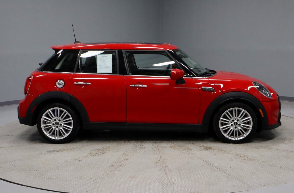 Used 2024 MINI Cooper S image 6