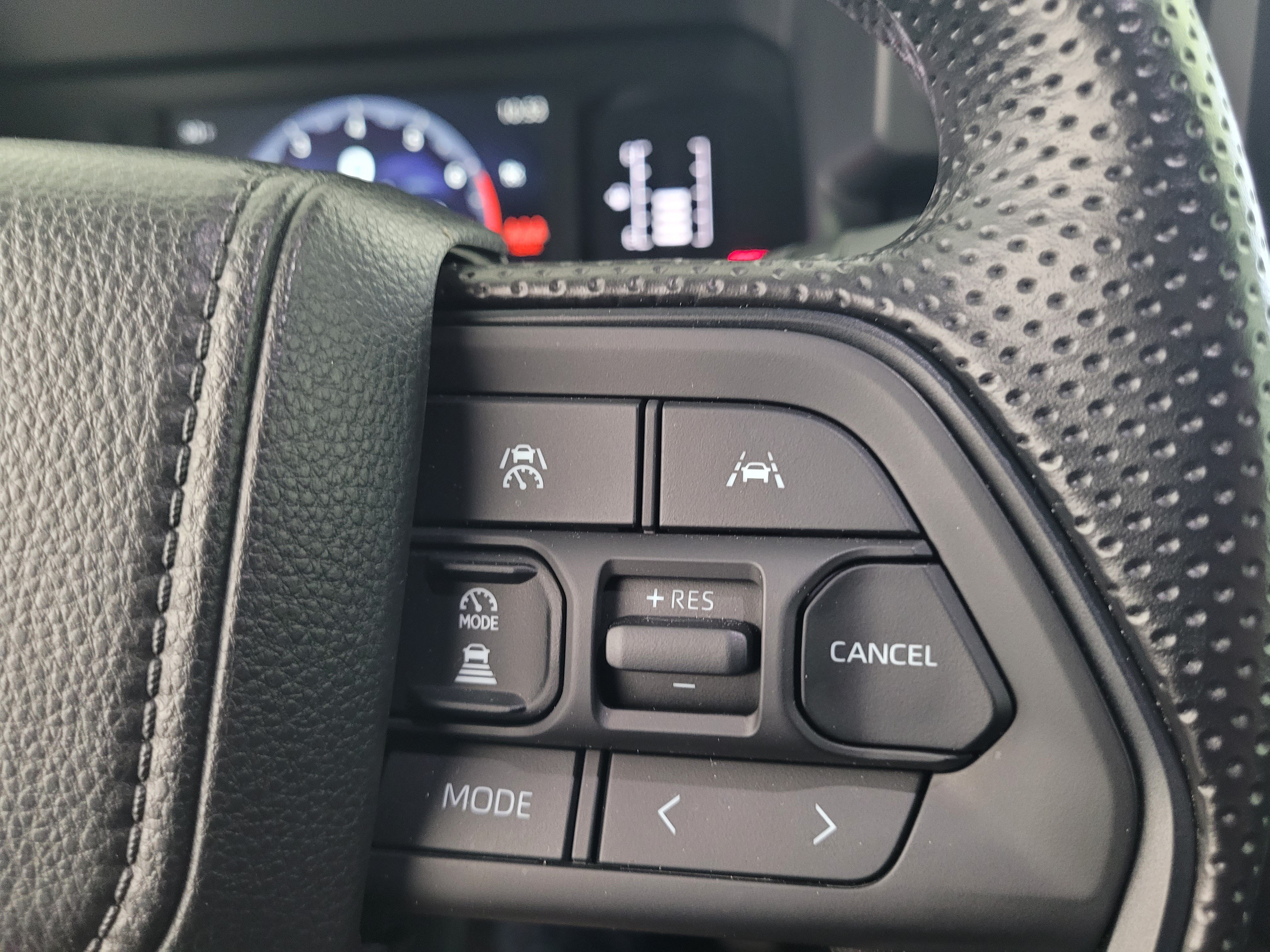 Certified 2026 Toyota Tacoma SR5 AWD/4WD image 31