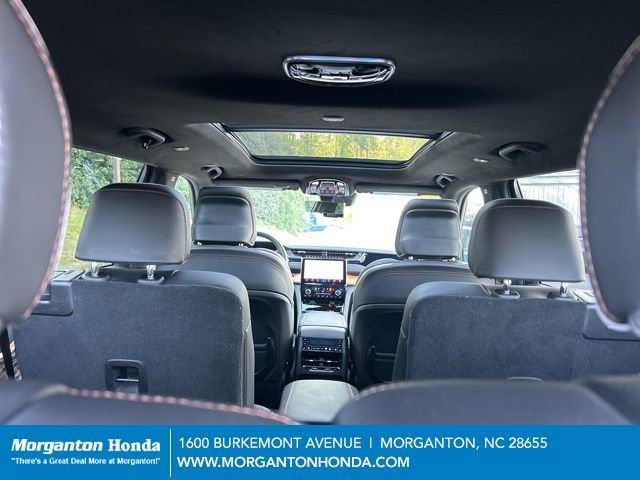 Used 2024 Jeep Grand Cherokee L Summit image 39