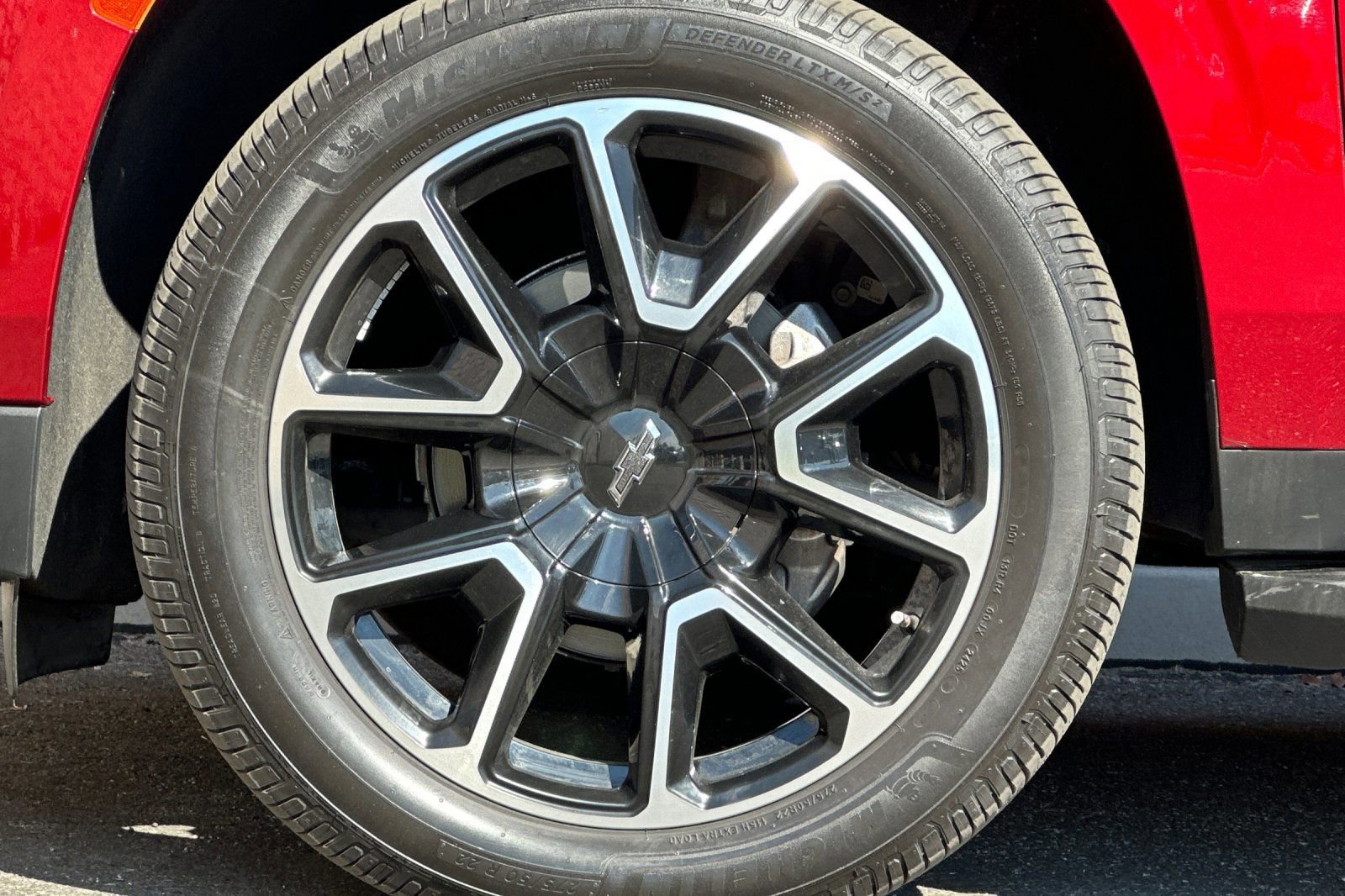 Used 2023 Chevrolet Tahoe RST w/ Luxury Package image 31