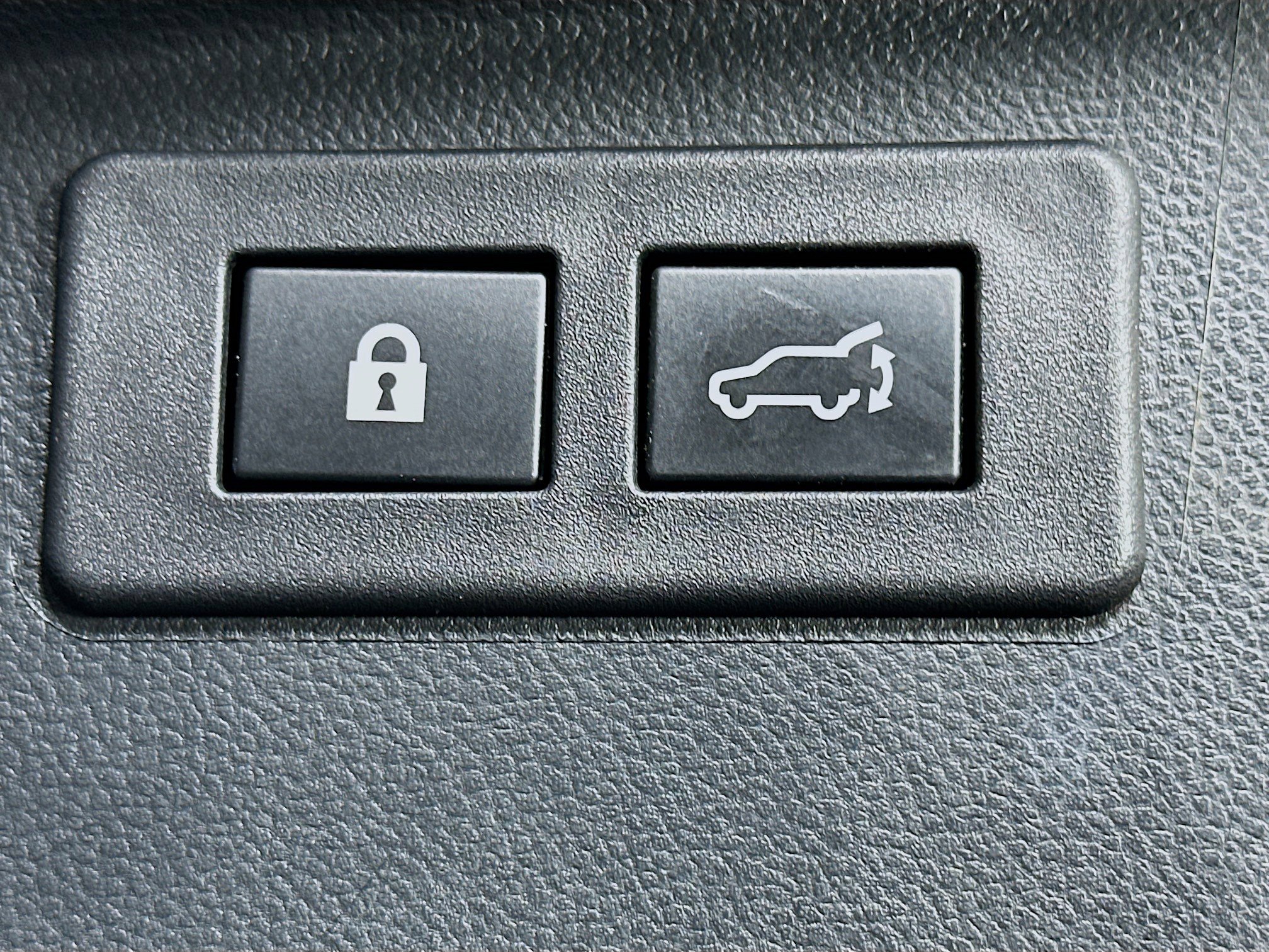 Used 2020 Subaru Outback Touring XT AWD/4WD image 30
