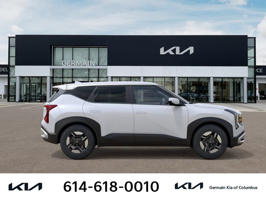 New 2027 Kia Seltos LX FWD image 10