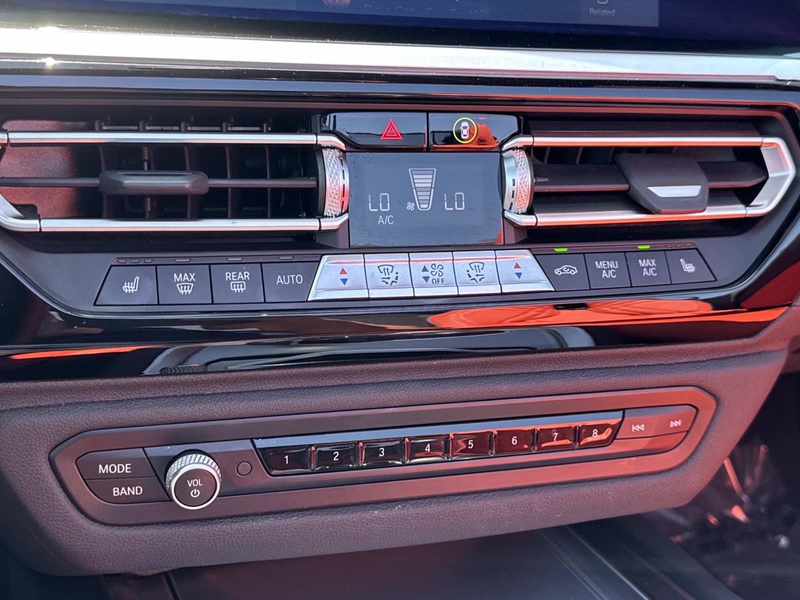 Certified 2024 BMW Z4 sDrive30i w/ Shadowloine Package image 17