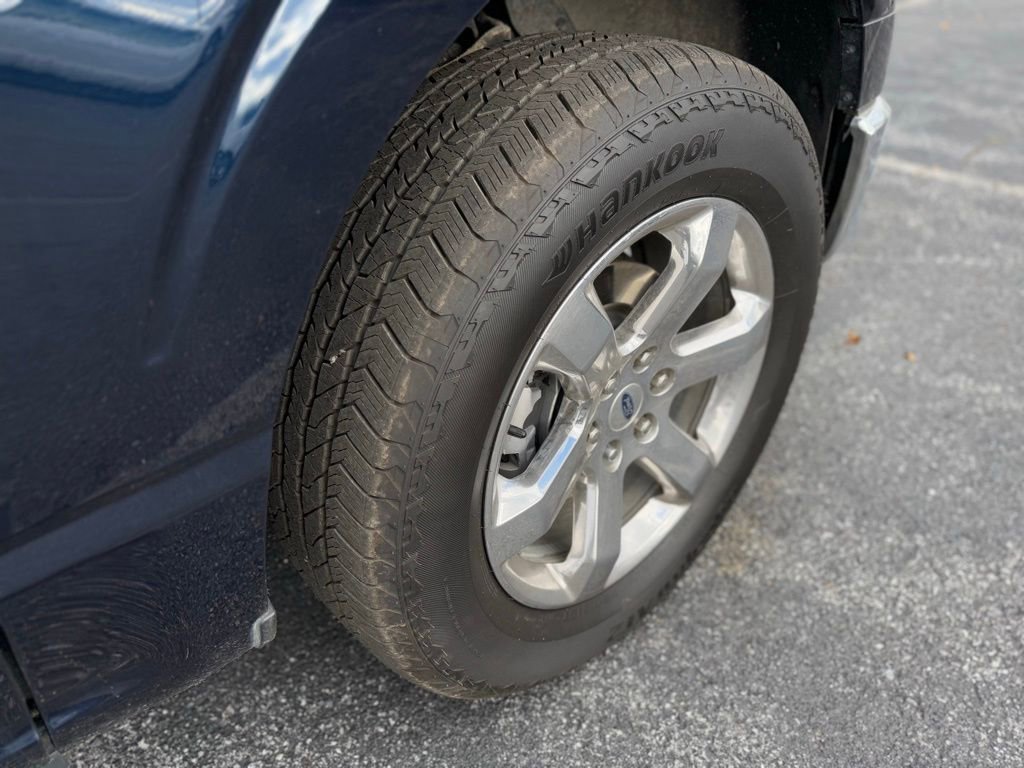 Used 2023 Ford F150 Lariat w/ Equipment Group 502A High image 9