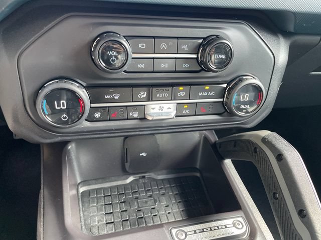 Used 2024 Ford Bronco Outer Banks AWD/4WD image 30