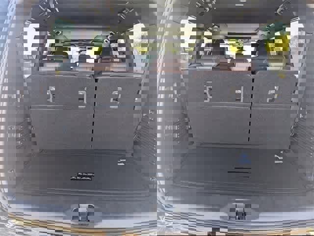 New 2026 Nissan Armada Platinum image 11