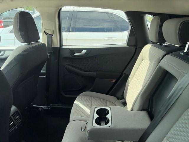 Used 2020 Ford Escape SE FWD image 9