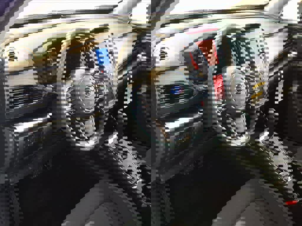 Used 2025 Subaru Impreza 2.0i image 9