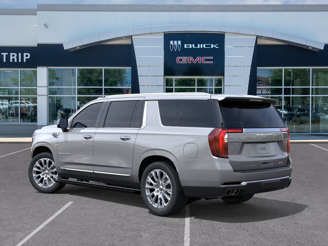 New 2026 GMC Yukon XL Denali w/ Denali Reserve Package AWD/4WD image 5