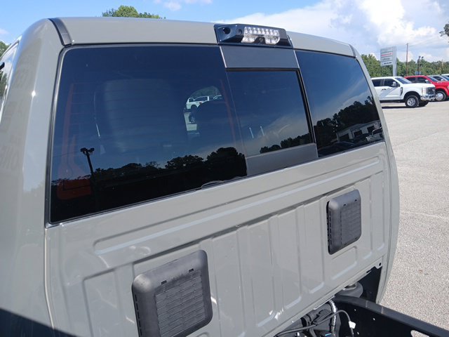 New 2026 RAM 4500 4x4 Crew Cab DRW w/ Laramie Trim Package image 6