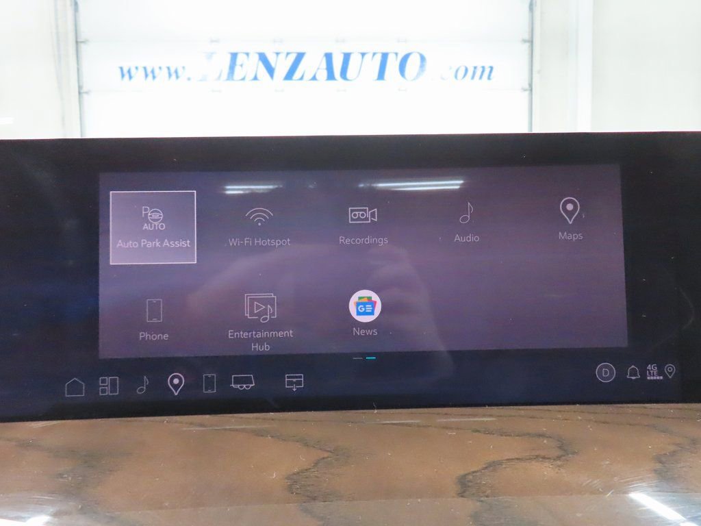 Used 2026 Cadillac Escalade Platinum Sport w/ LPO, Floor Liner Package image 21