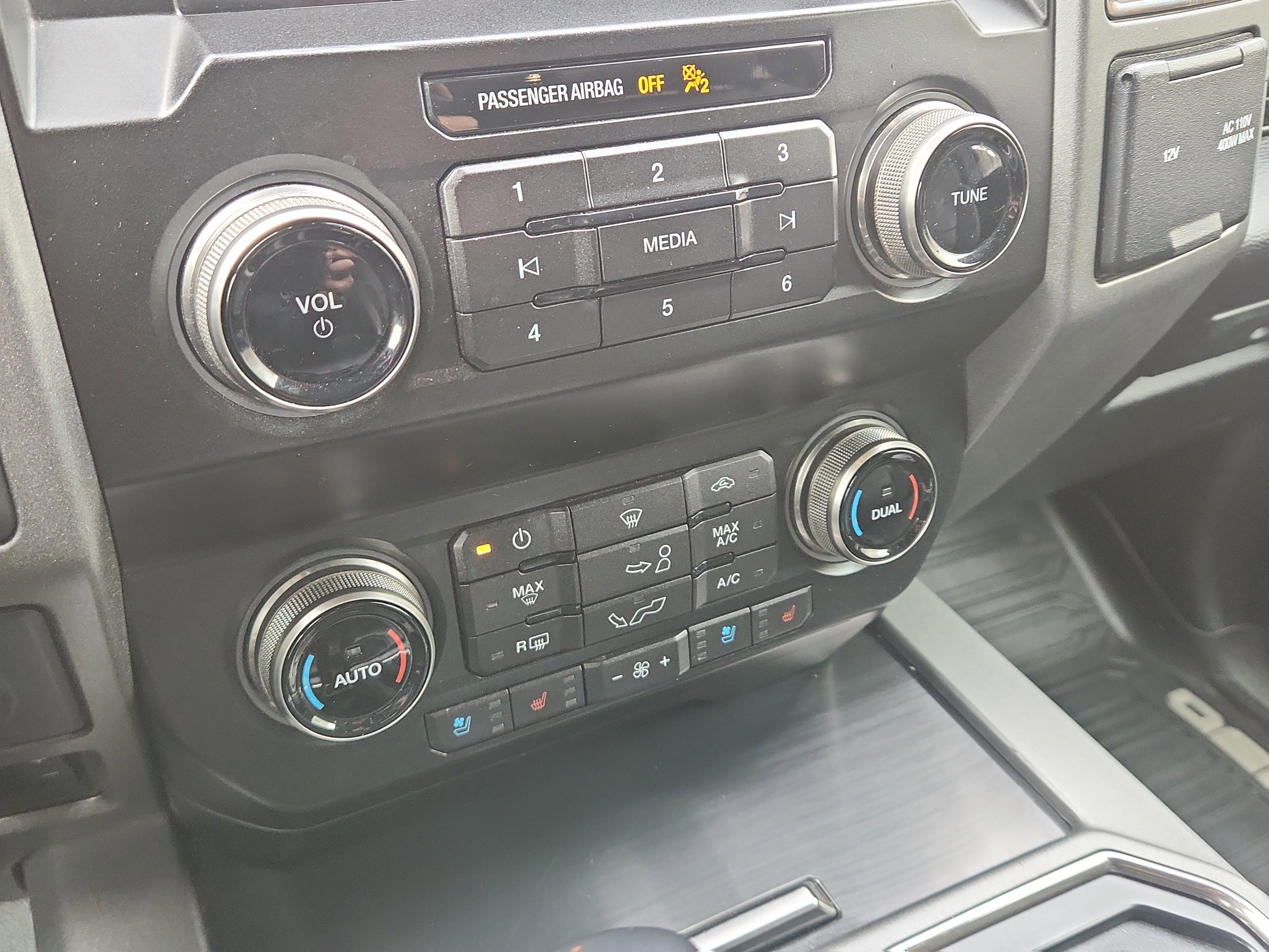 Used 2019 Ford F150 Raptor w/ Equipment Group 802A Luxury image 27