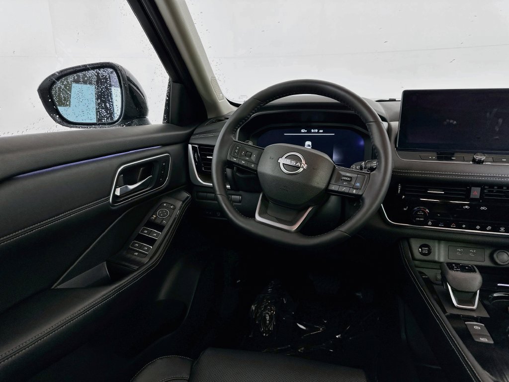 Certified 2026 Nissan Rogue Platinum w/ Platinum Premium Package AWD/4WD image 32