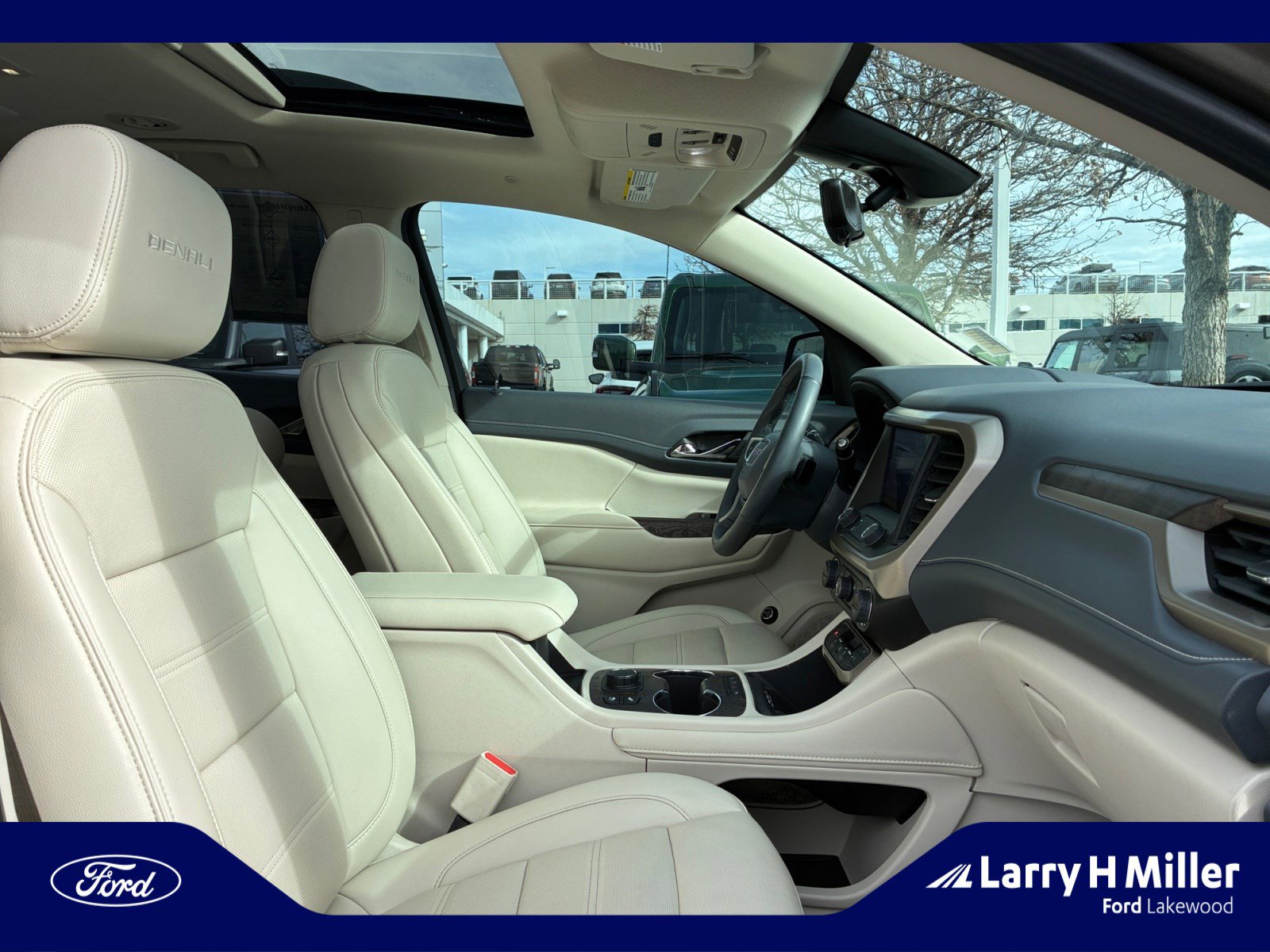 Used 2023 GMC Acadia Denali w/ Denali Ultimate Package image 19