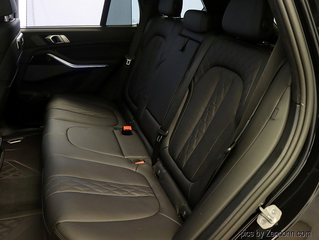 Used 2026 BMW X5 xDrive50e w/ Executive Package image 13