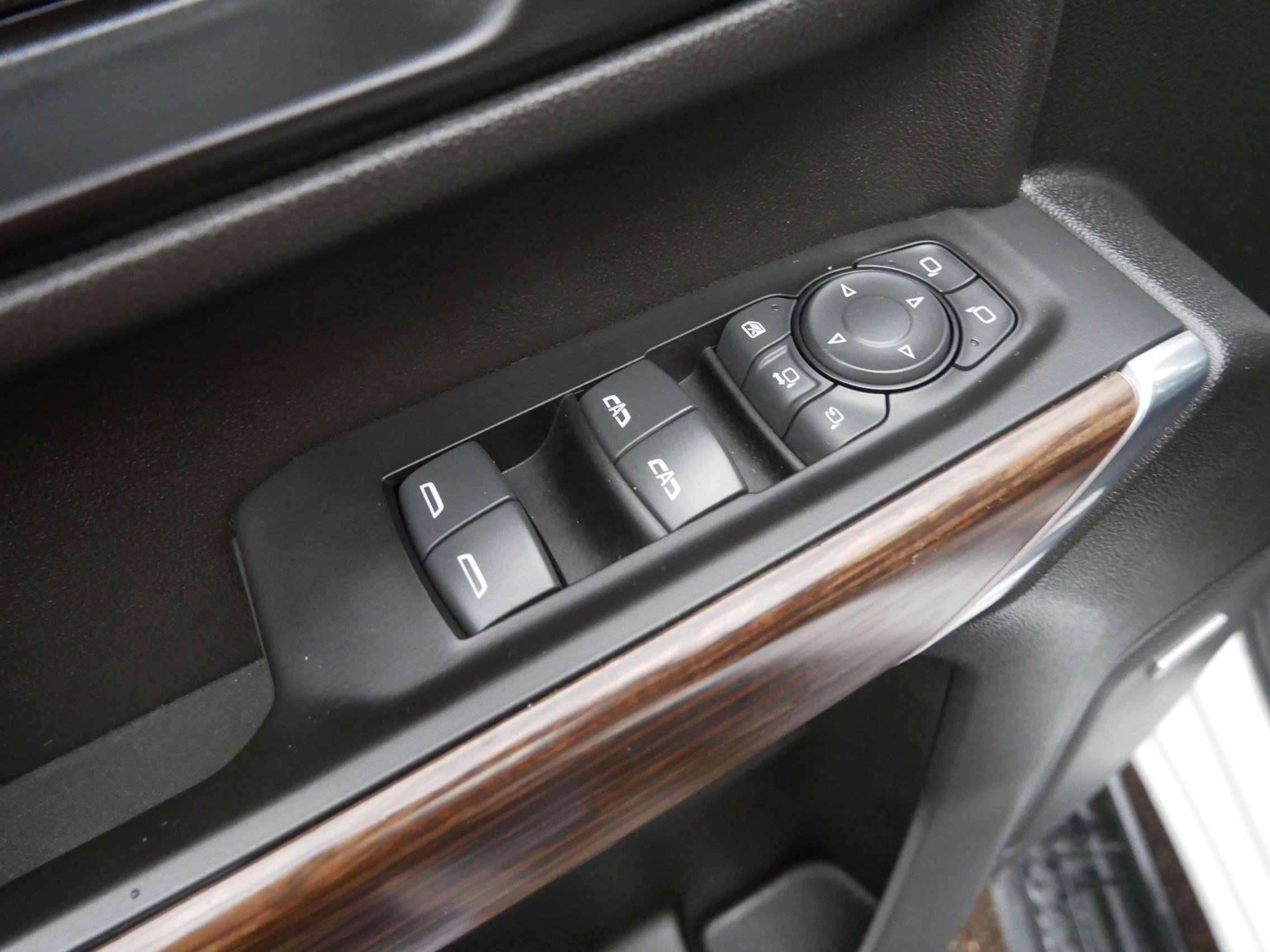 Used 2022 Chevrolet Silverado 3500 High Country w/ Z71 Off-Road Package image 22