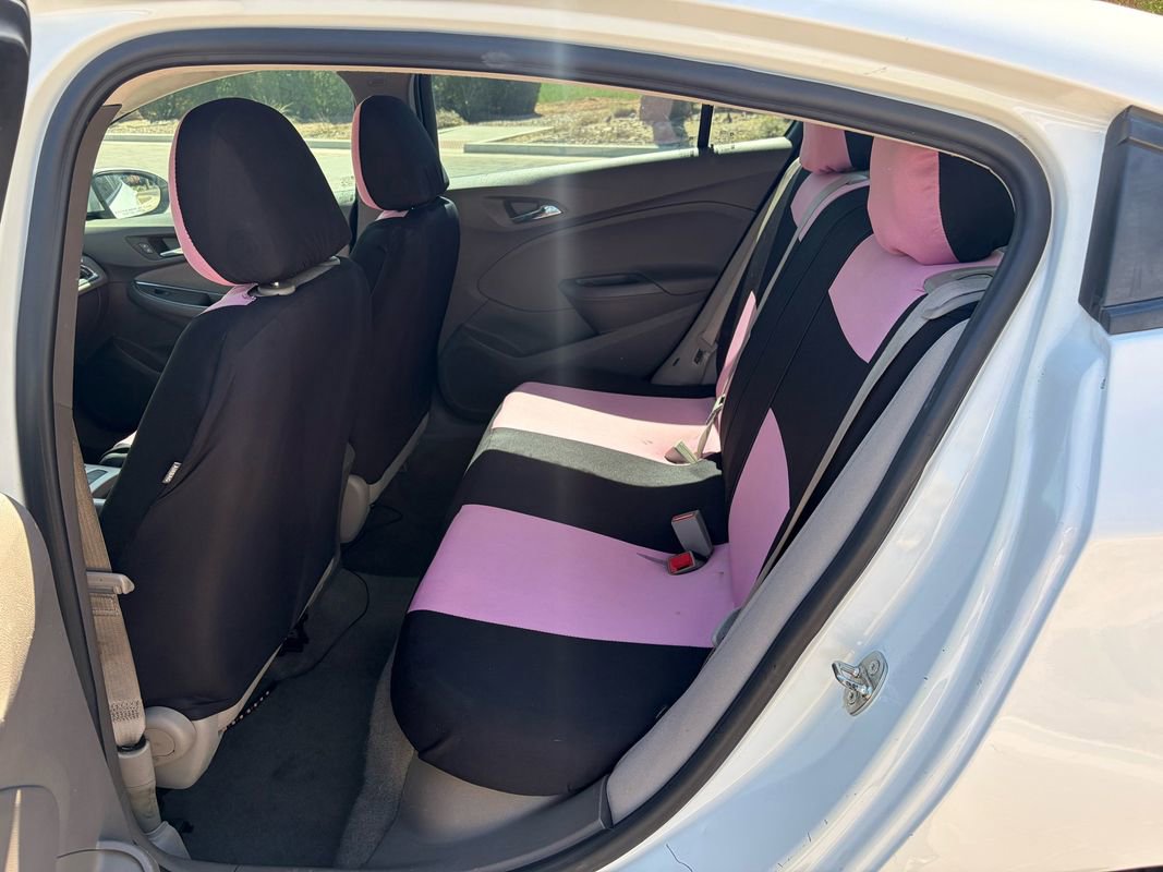 Used 2017 Chevrolet Cruze LS image 10