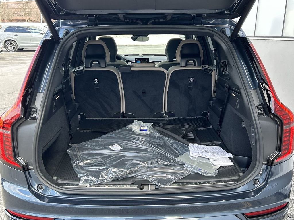New 2026 Volvo XC90 B6 Ultra w/ Lounge Package image 27