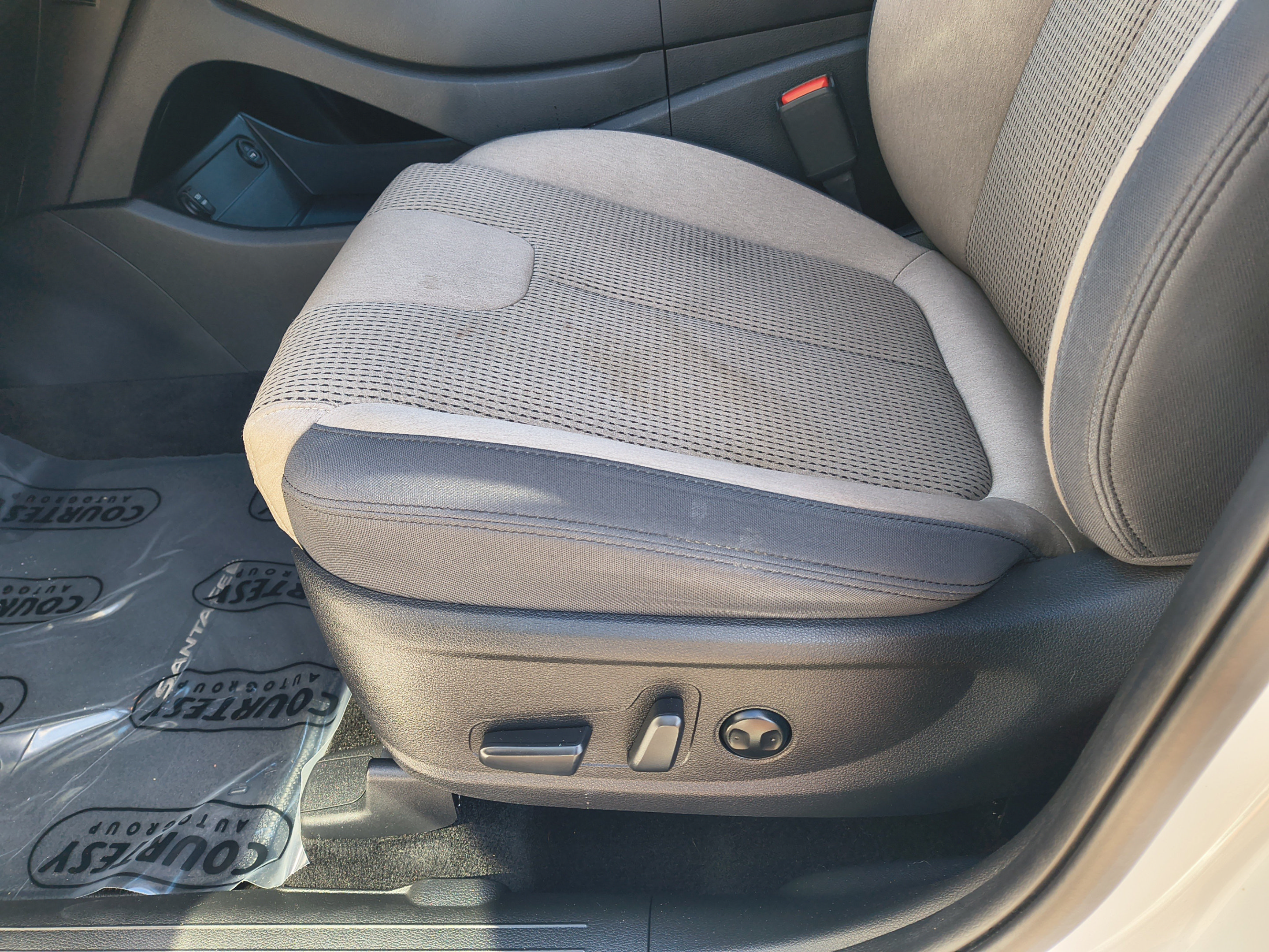 Certified 2023 Hyundai Santa Fe SEL AWD/4WD image 20