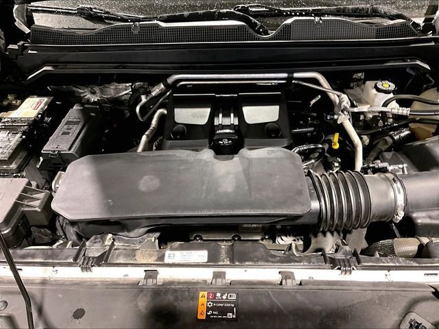Used 2023 Chevrolet Colorado Trail Boss w/ Technology Package AWD/4WD image 33