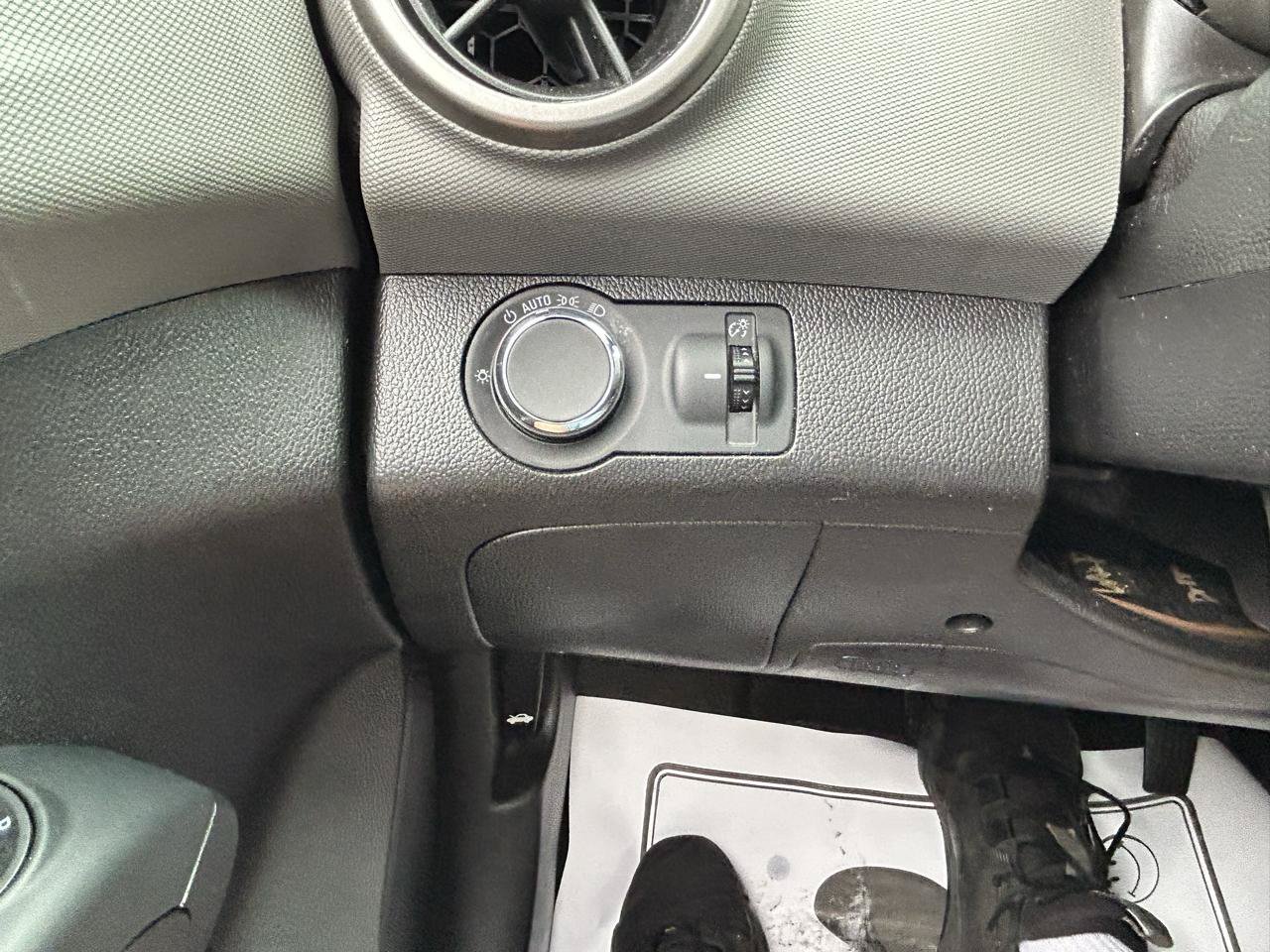 Used 2015 Chevrolet Sonic LT w/ Advanced Safety Package FWD image 26
