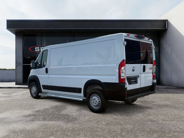 Used 2025 RAM ProMaster 2500 w/ U-Haul Equipment Group FWD image 3