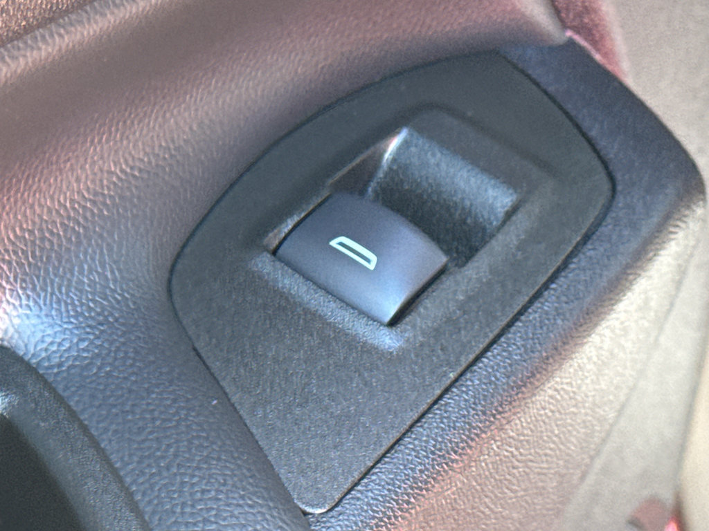 Certified 2024 Chevrolet Equinox LT AWD/4WD image 30