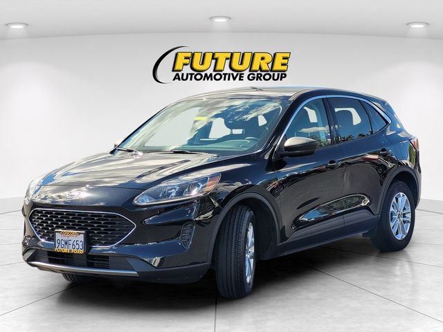 Used 2022 Ford Escape SE w/ Convenience Package FWD image 3