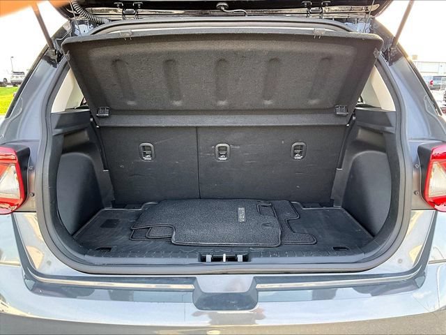 Used 2024 Hyundai Venue Limited FWD image 29
