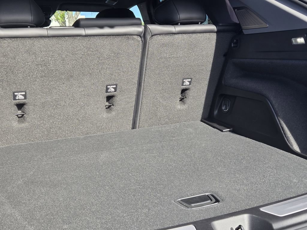 New 2026 Cadillac Optiq V w/ Magnus Launch Edition AWD/4WD image 20
