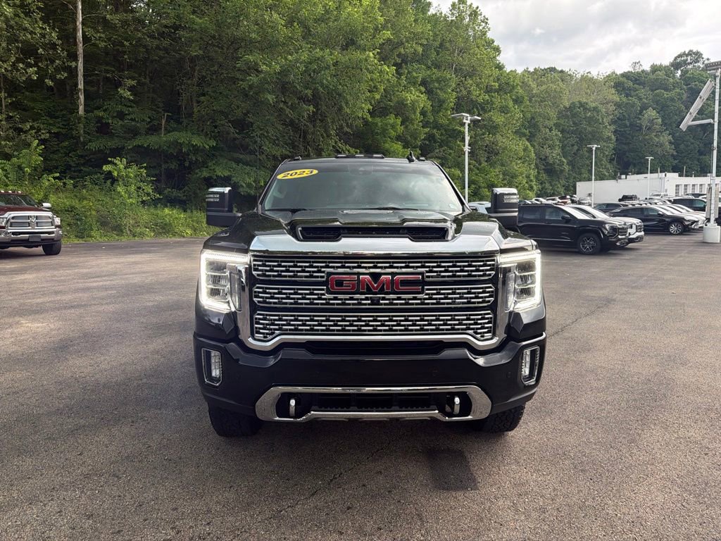 Used 2023 GMC Sierra 2500 Denali w/ Denali Ultimate Package AWD/4WD image 8