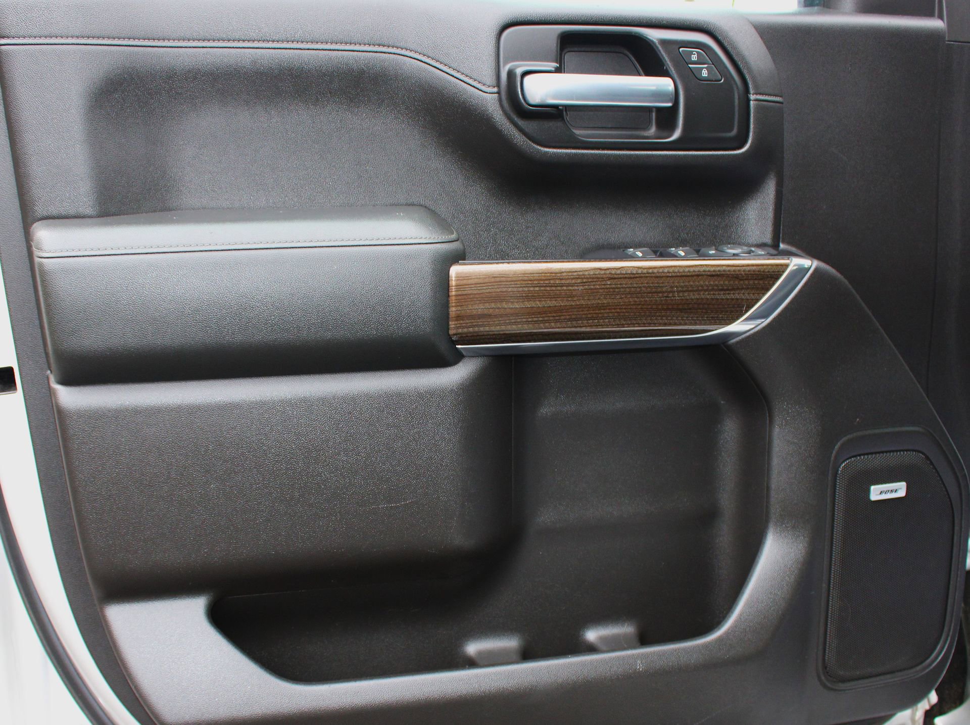 Used 2019 Chevrolet Silverado 1500 RST w/ All-Star Edition image 16