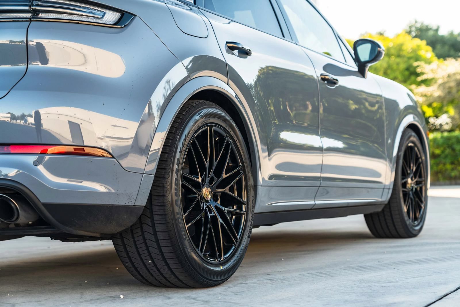 Used 2024 Porsche Cayenne S AWD/4WD image 17