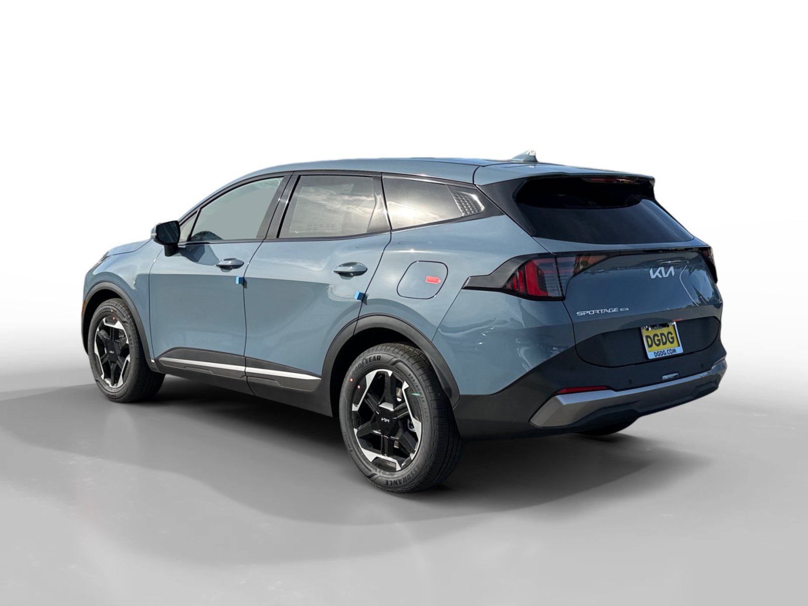 New 2027 Kia Sportage S FWD image 3