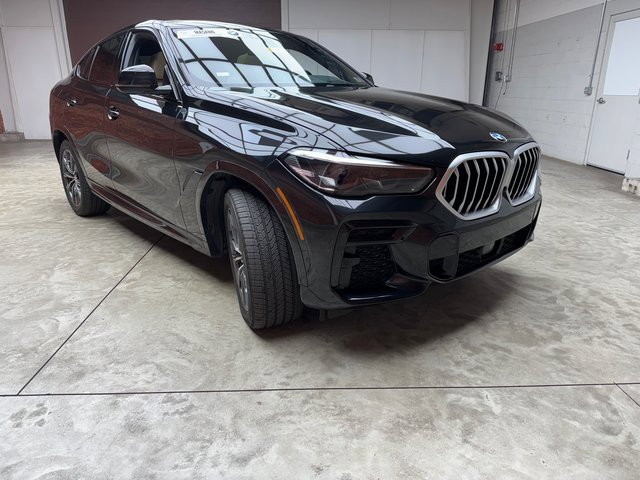 Used 2022 BMW X6 xDrive40i w/ M Sport Package image 7