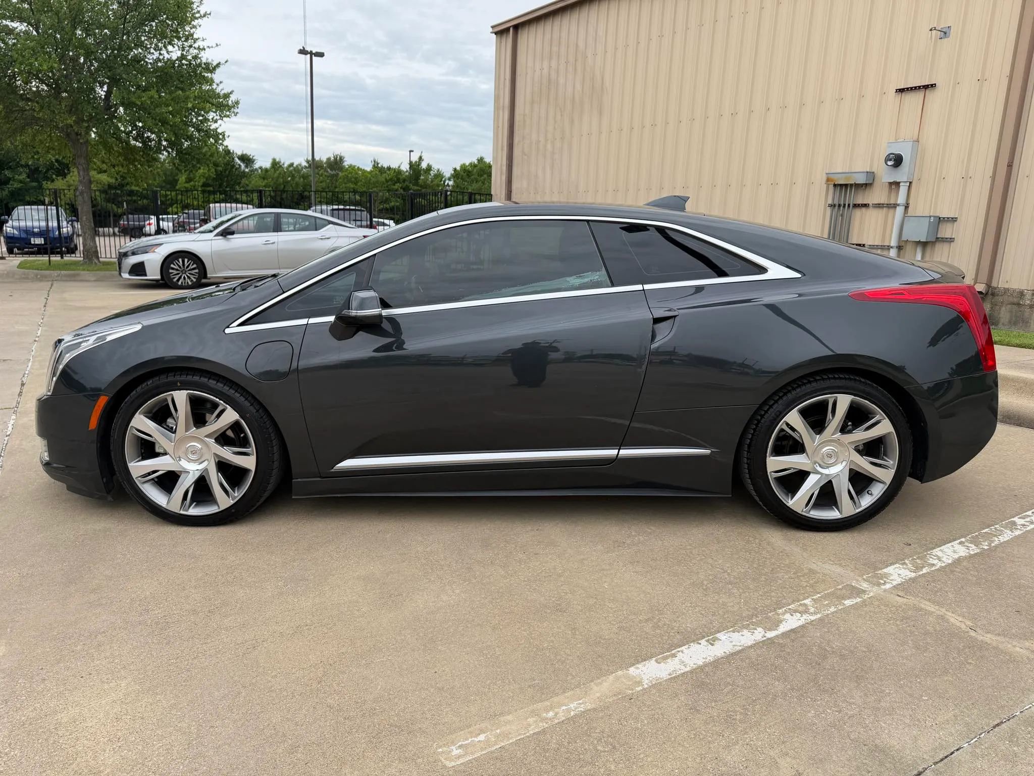 Used 2014 Cadillac ELR w/ Luxury Package FWD image 8