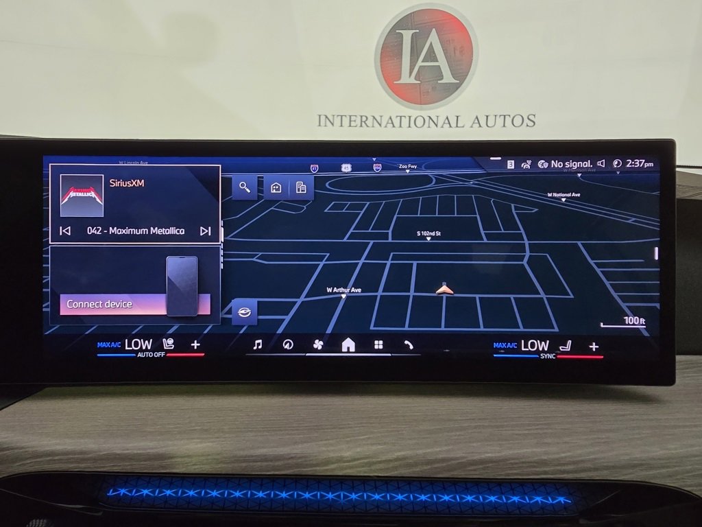 New 2025 BMW 330i xDrive Sedan w/ Premium Package image 14