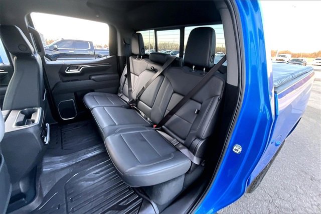 Used 2025 Chevrolet Silverado 1500 LT Trail Boss w/ Convenience Package II image 23