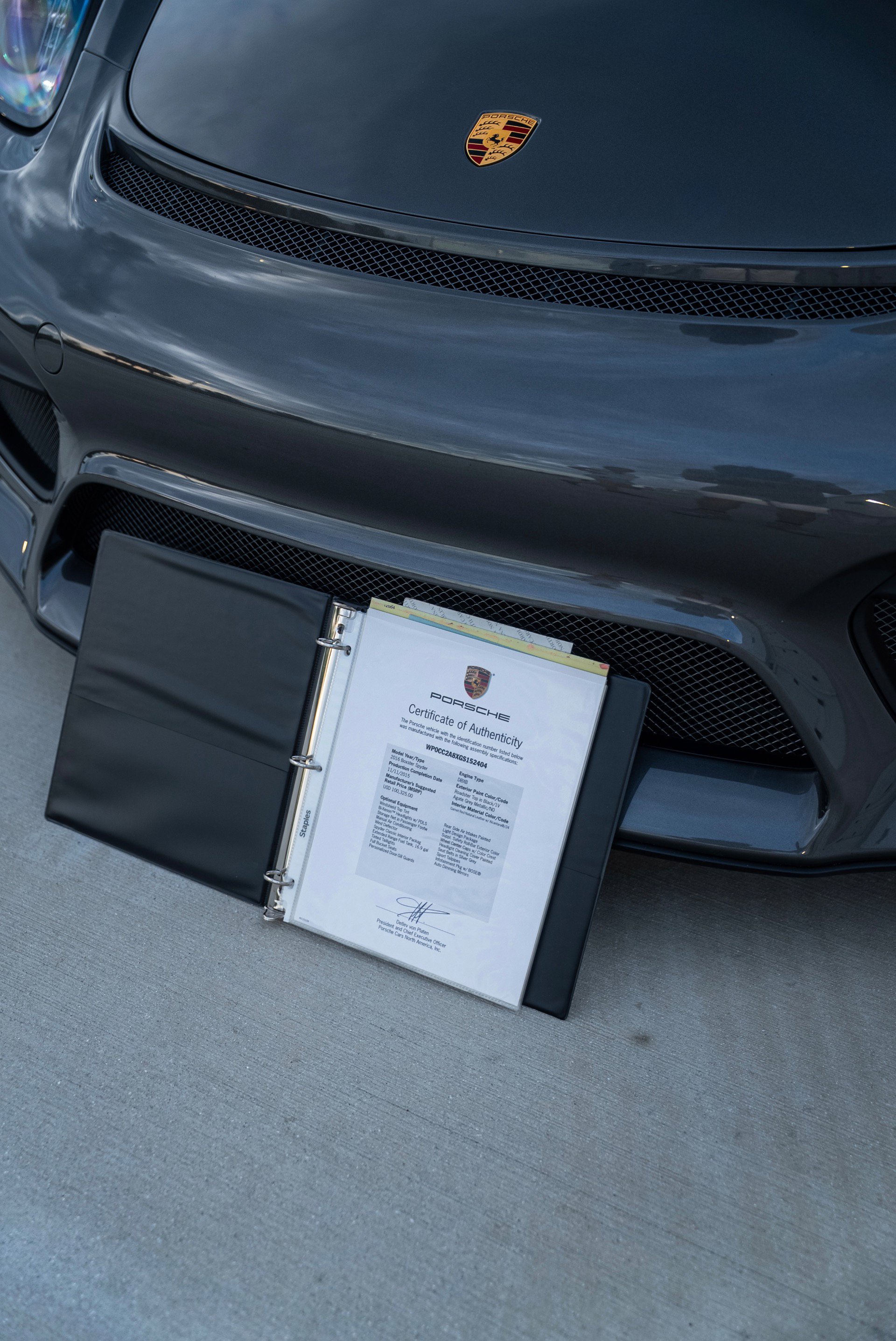 Used 2016 Porsche Boxster Spyder image 9