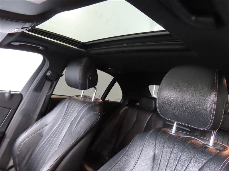 Used 2018 Mercedes-Benz E 300 image 18
