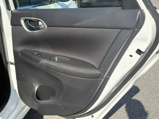 Used 2014 Nissan Sentra SV FWD image 18
