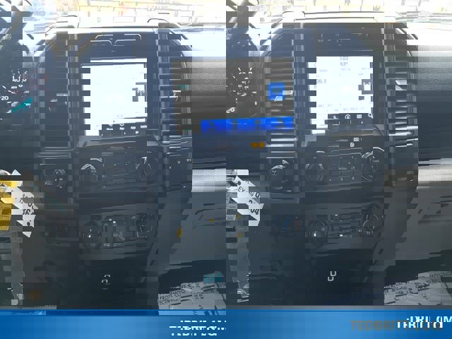 Used 2022 Ford F250 XL w/ Power Equipment Group image 28