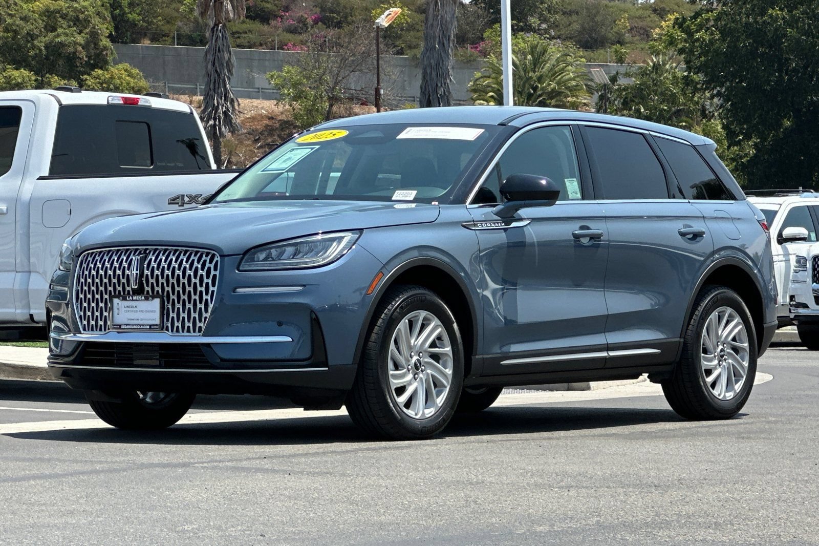 Certified 2025 Lincoln Corsair FWD image 7
