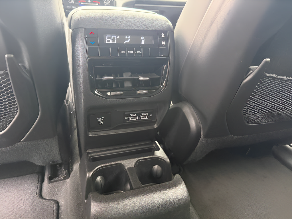 Used 2023 Jeep Grand Cherokee L Laredo w/ Luxury Tech Group I AWD/4WD image 22